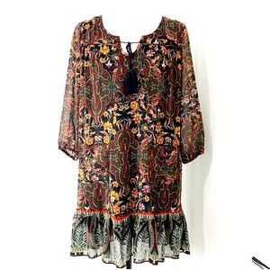 AUW Boho Chic Paisley Print Mini Ruffle Hem Shift Dress